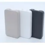 ポケットに収まる驚異の薄さ！ニトリの「PD対応 65W 薄型USBチャージャー」でPCもスマホも急速充電！
