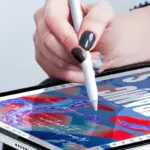【2026年版】iPadの画面保護、どれにする？LivelyLifeの新型強化ガラスフィルムが「失敗しない」理由を徹底解説！