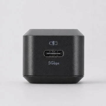 USB-Cポートと5Gbps表示のあるデバイス