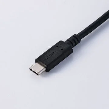 ELECOMロゴ入りのUSB-Cケーブルコネクタ