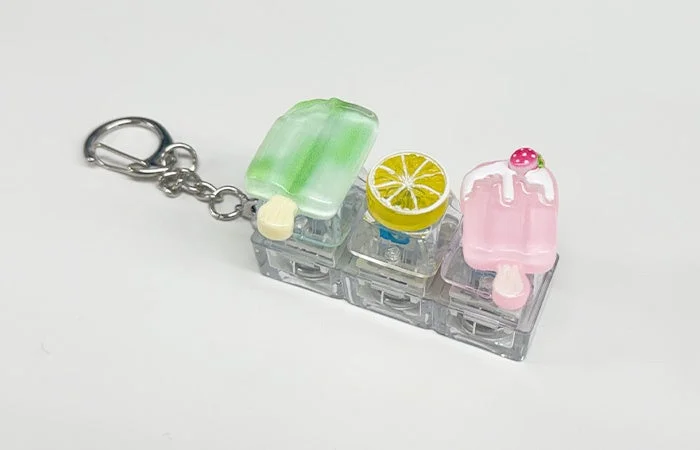 パーツ付きキーボードキーホルダー