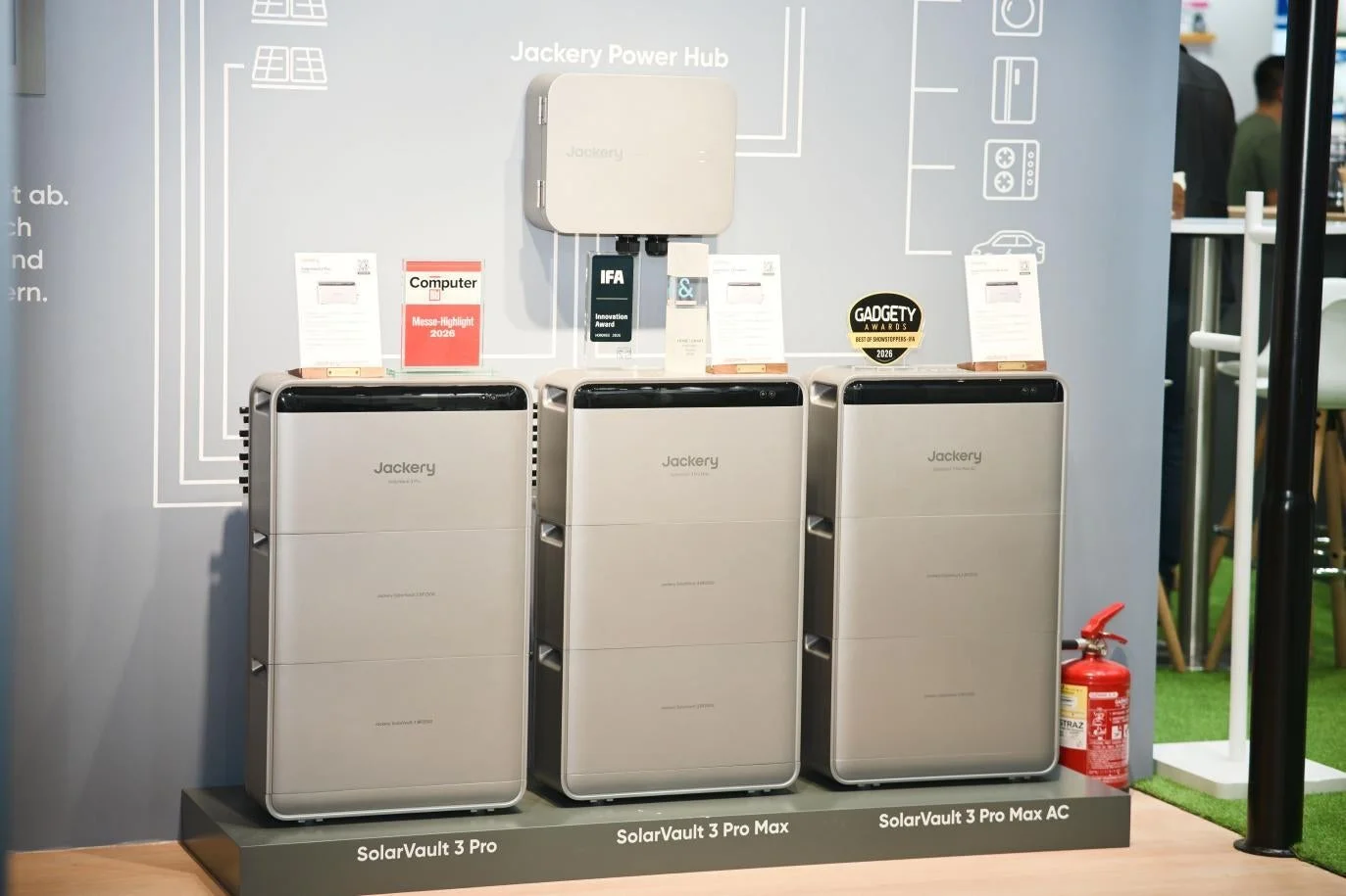 Jackery SolarVault 3 Proが展示されている様子