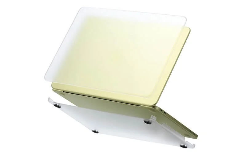 カバー装着後のMacBook Neo