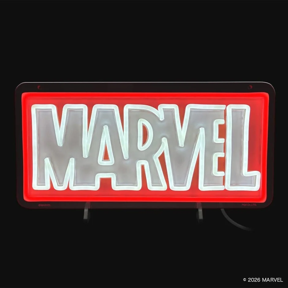 暗闇で光るMARVELネオンサイン
