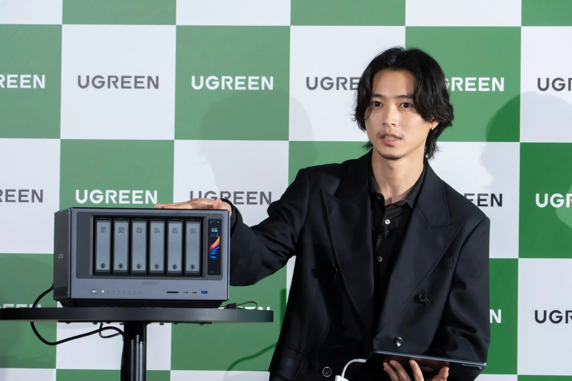 山﨑賢人さんとNAS