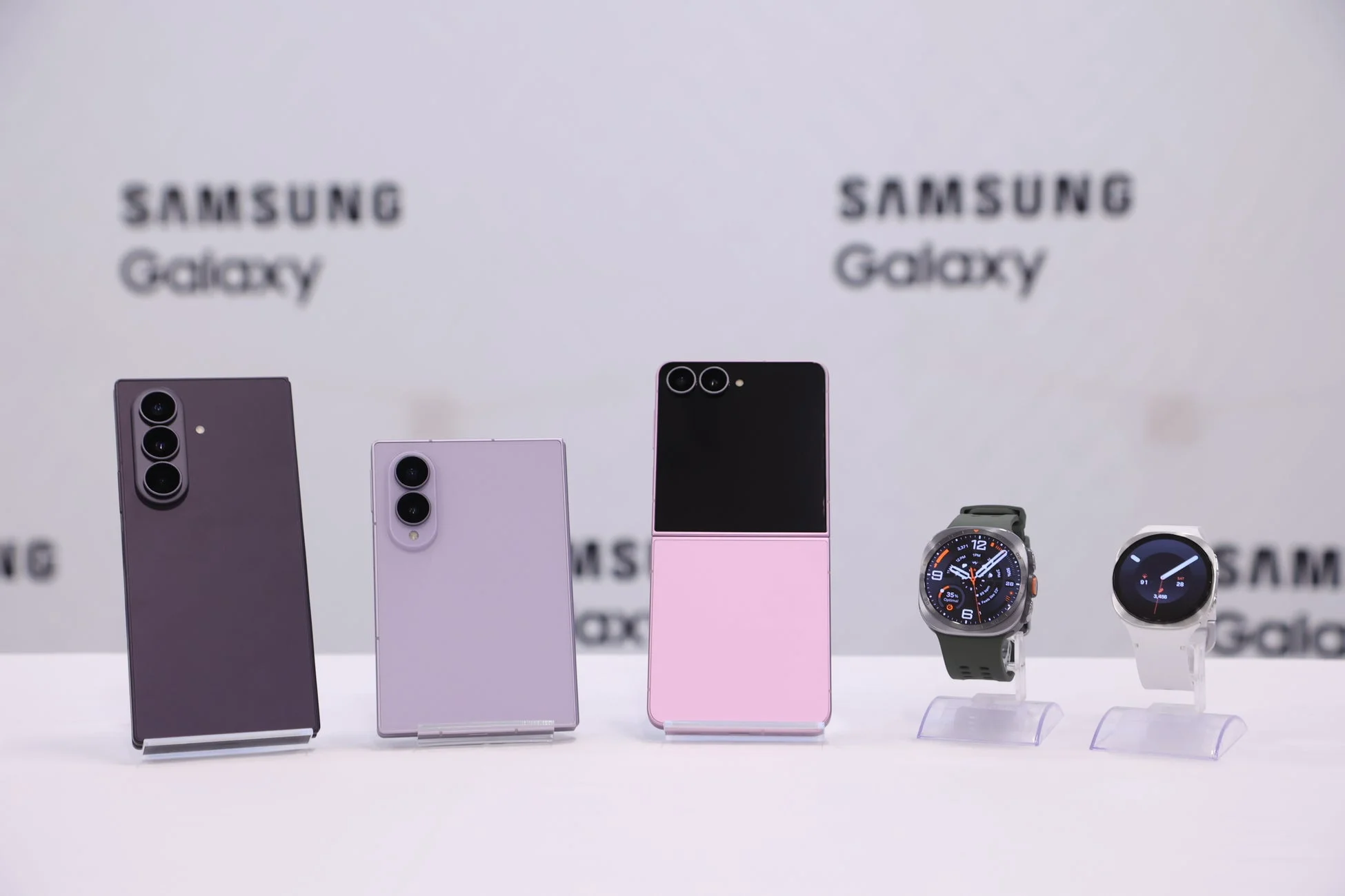 SAMSUNG Galaxy Zシリーズとスマートウォッチ
